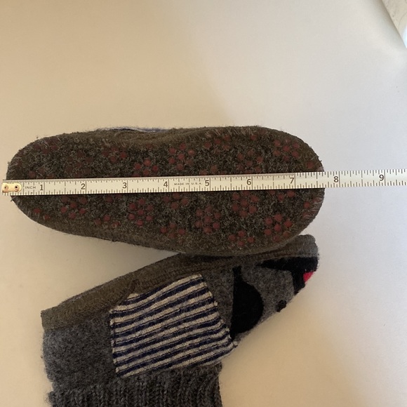 Kid’s Haflinger Slippers Size 28 (US Size 11) - Picture 6 of 6